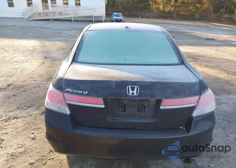 2011 Honda Accord 2.4 Ex-L from USA, damaged, VIN 1HGCP2F82BA156878